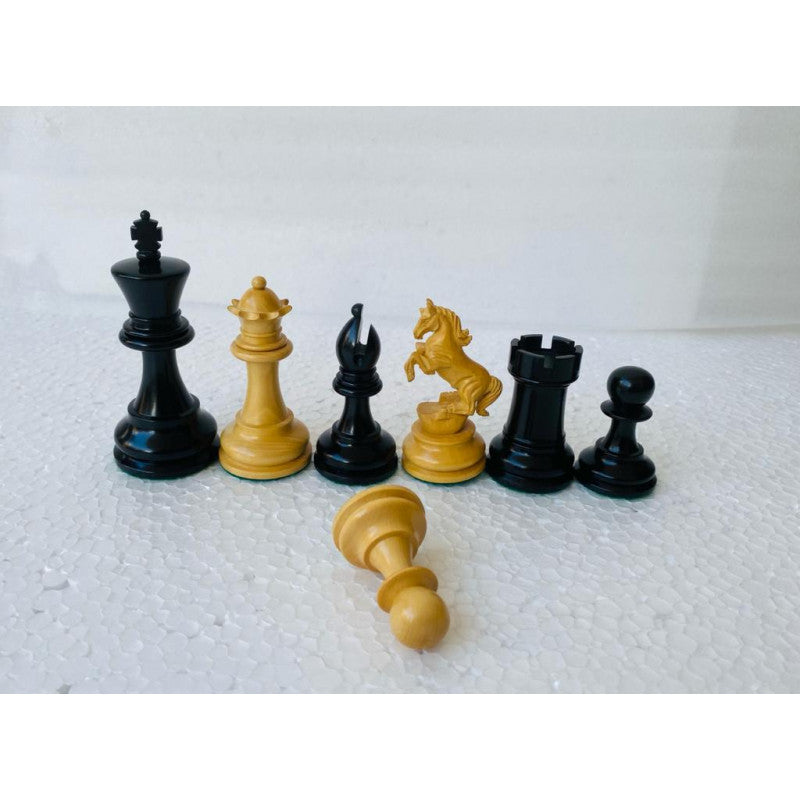 Alexander Knight Chess Pieces 4.5" – Ebony & Boxwood Luxury Staunton Set