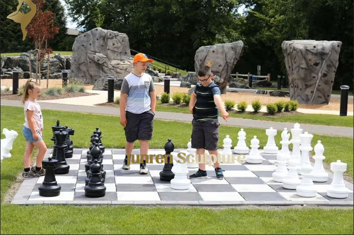 Custom Luxury Large Outdoor Cheap Marble Chess Set with Board White and Black