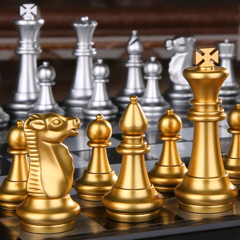 Medieval Folding Classic Chess Set With Chessboard