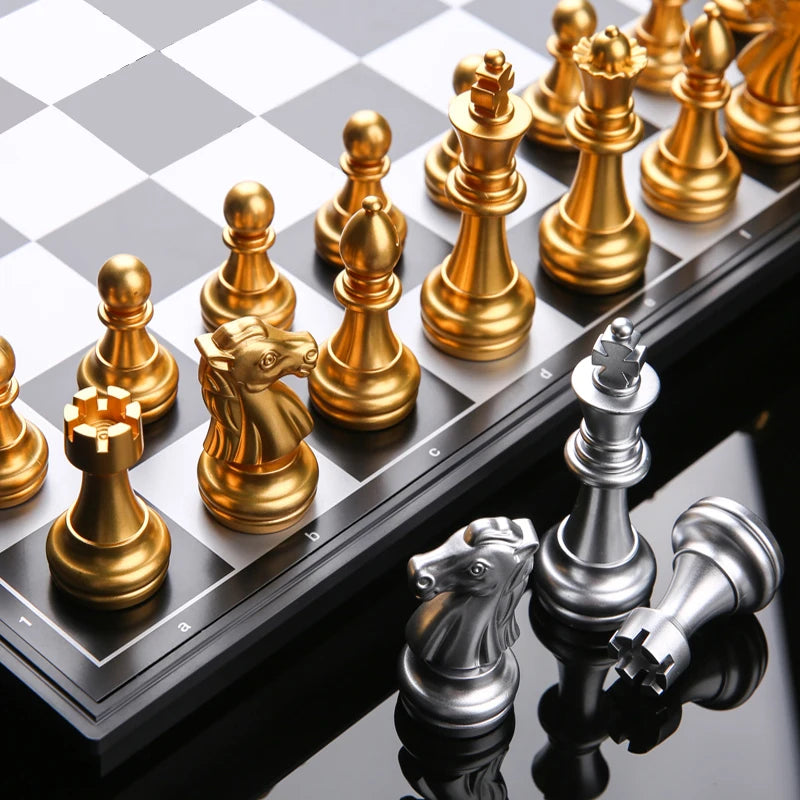 Medieval Folding Classic Chess Set With Chessboard