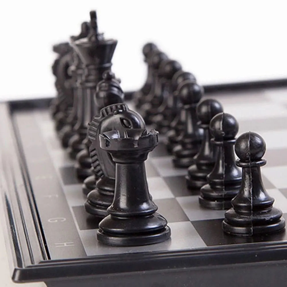 Folding Magnetic Chess Board 19.5×19.5 cm – Portable Plastic Travel Game