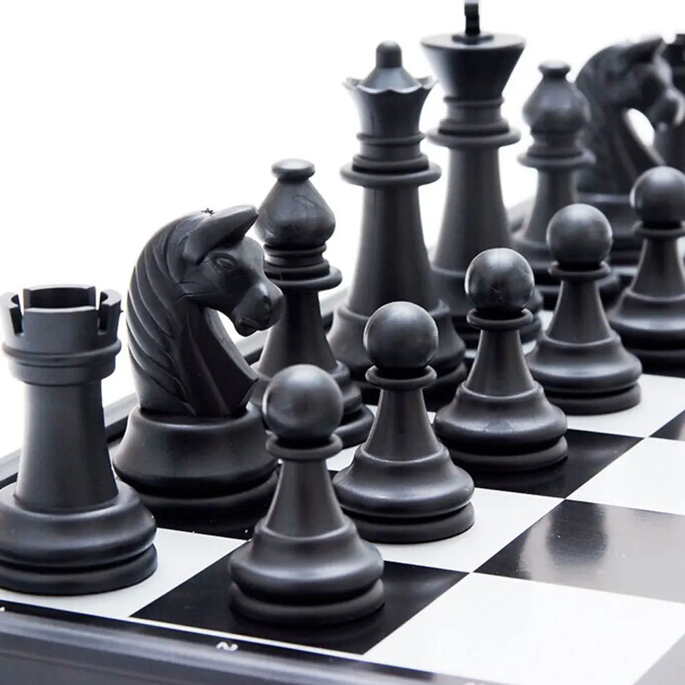 Folding Magnetic Chess Board 19.5×19.5 cm – Portable Plastic Travel Game