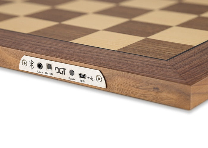 DGT Bluetooth E-Board Walnut (Gift Box)