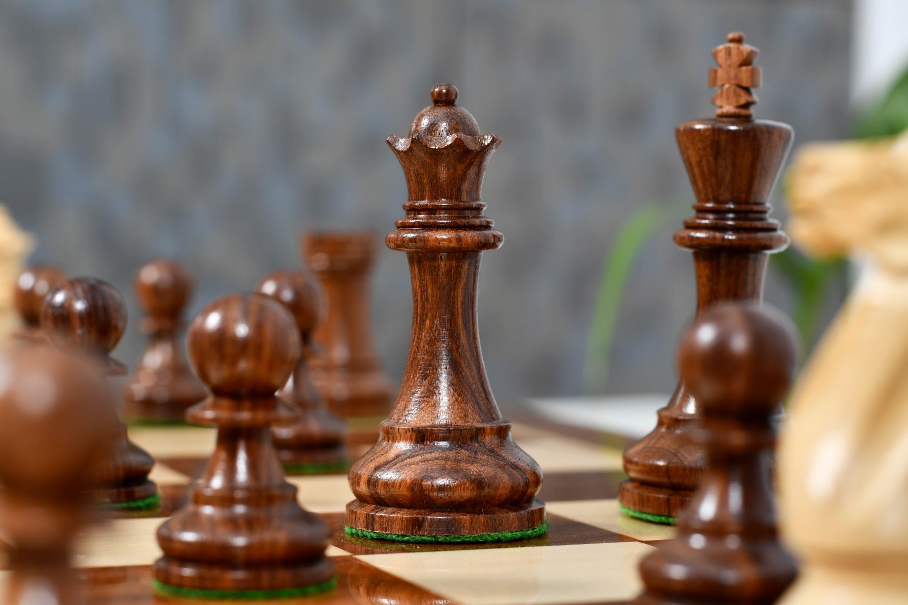 French Staunton Chess Pieces 3.75″ – Sheesham Wood Set
